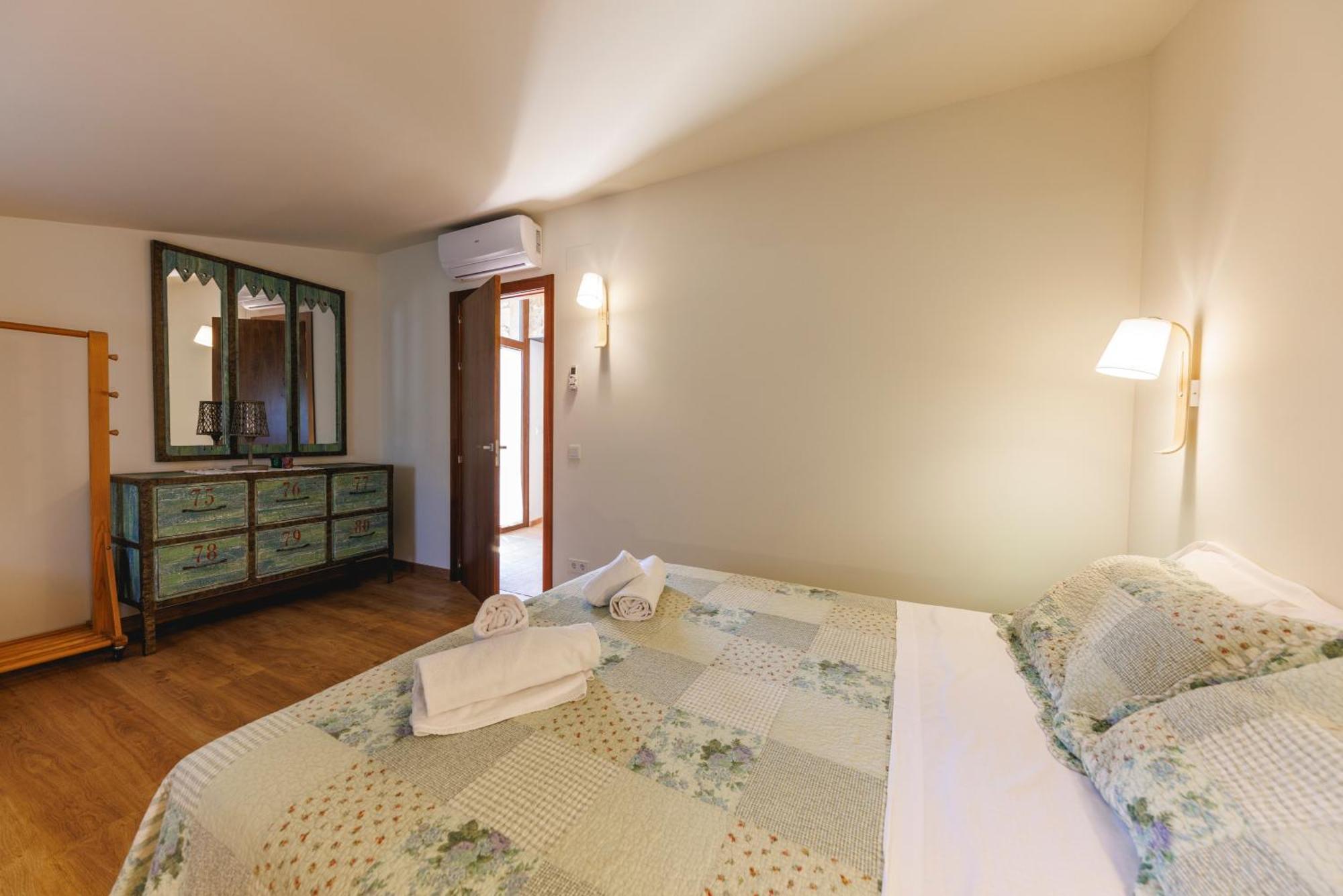Turisme Rural - Mas Vila - Monells La Bisbal d'Emporda Dış mekan fotoğraf